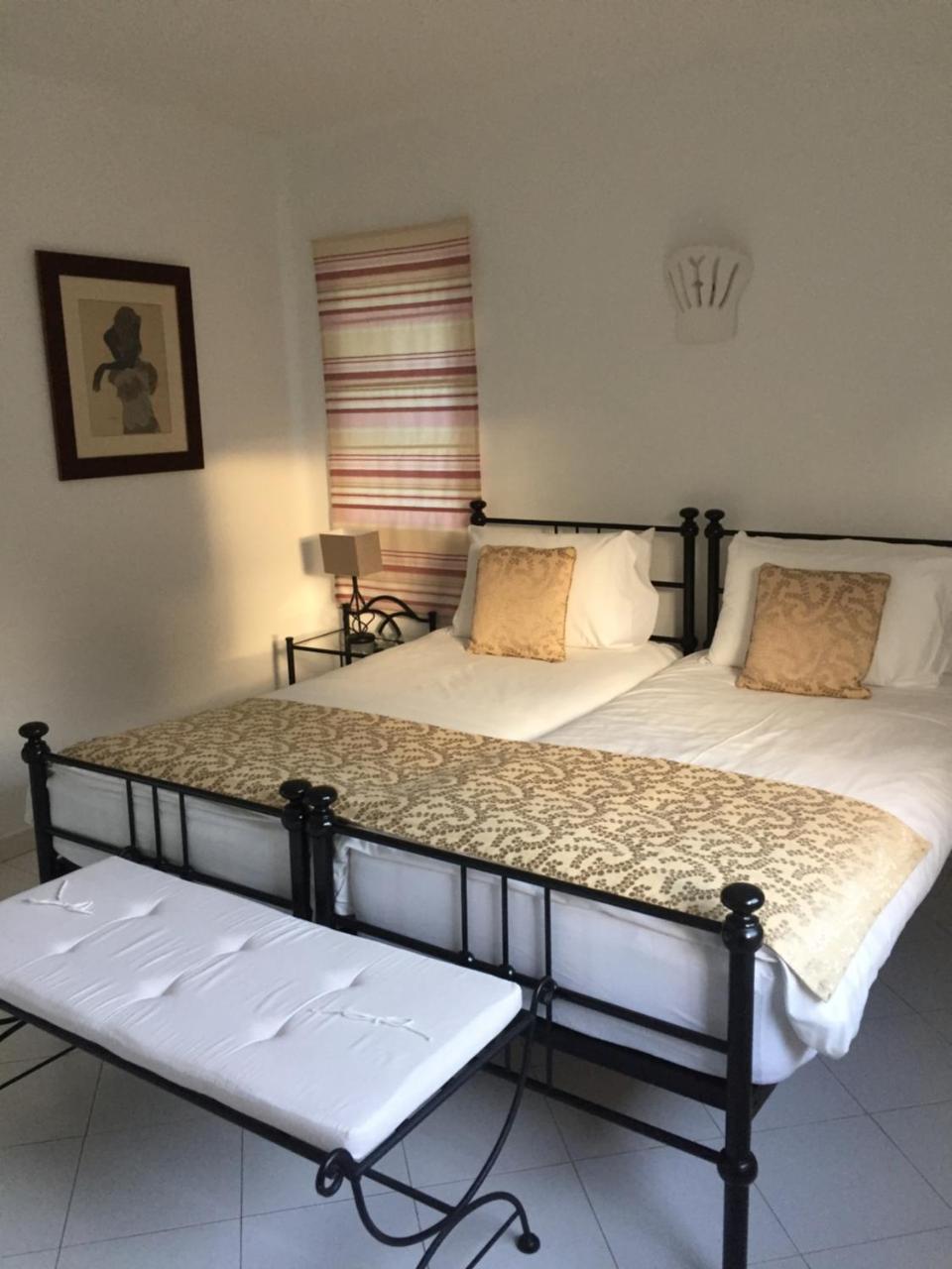 Bed and Breakfast Casa Oléandro by Flo à Vale Covo  Extérieur photo